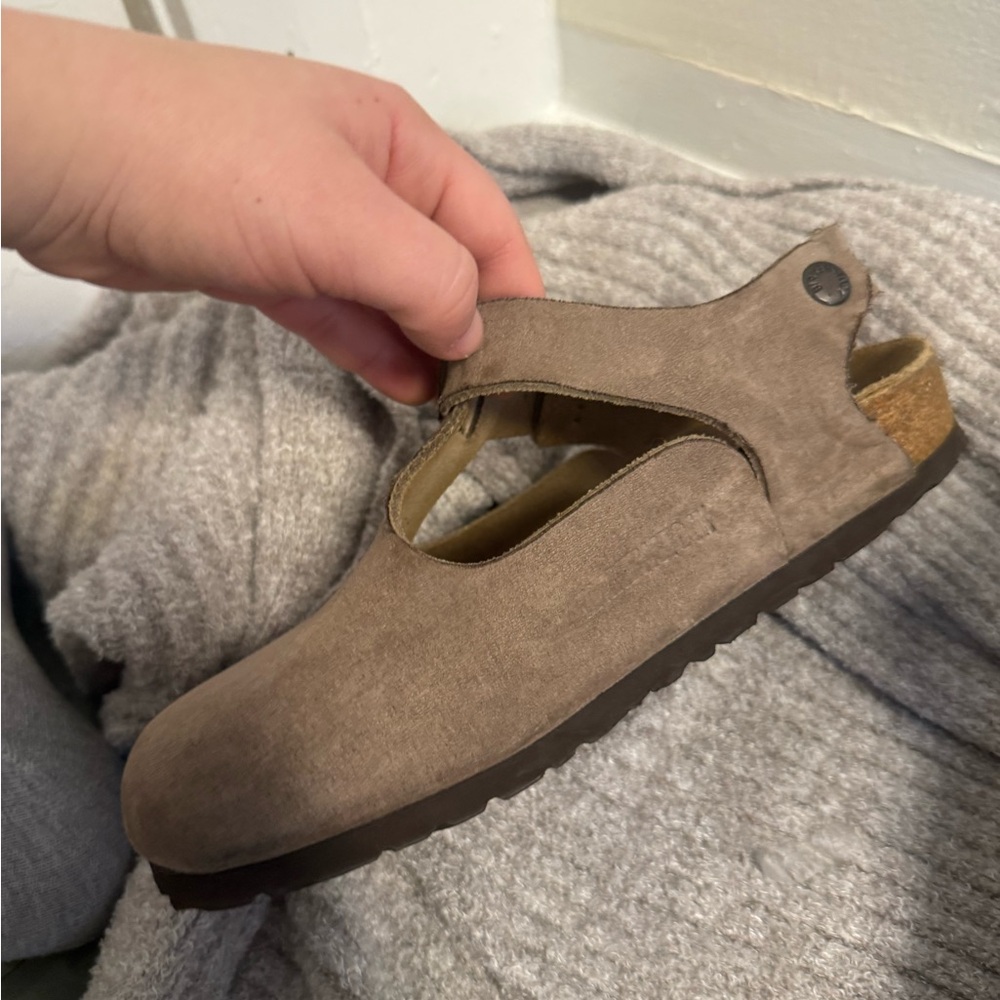 Birkenstock Tan Mules with Buckle - Picture 9 of 13